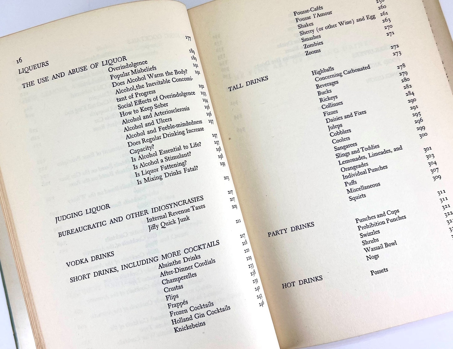 The Fine Art of Mixing Drinks by David A. Embury, 1958 edition