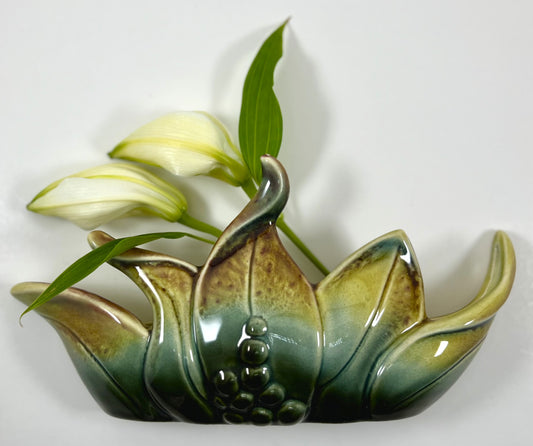 Hull Mid-century Wall Pocket with Gorgeous Glaze, 1950s