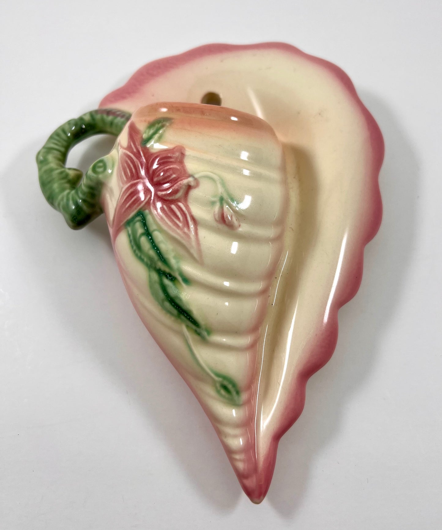 Hull Ceramic Wall Pocket, Woodland Pattern, 1950s Mid-century Art Pottery