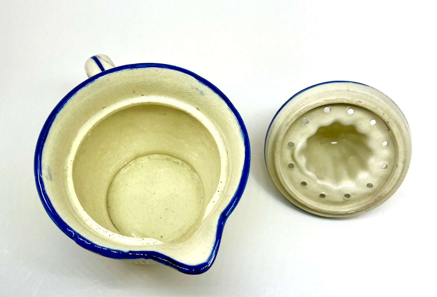 Grapevine Ceramic Reamer Juice & Pitcher, Blue and White, 1920s-1930s Japan