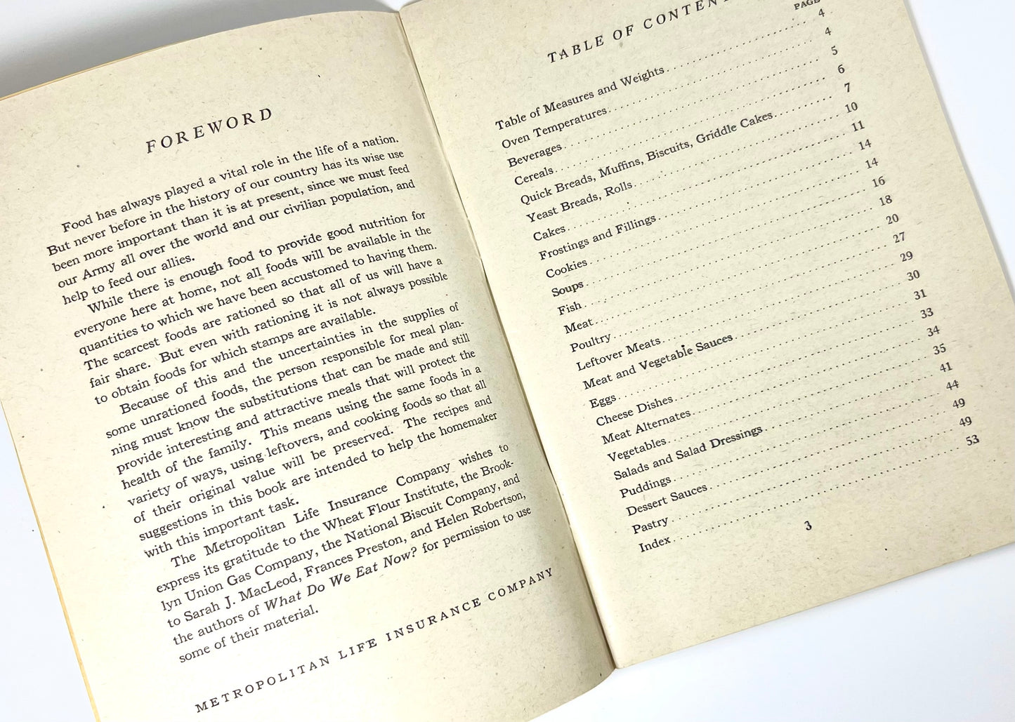 Metroplitan Cook Book, Metropolitan Life Insurance Company, 1940s
