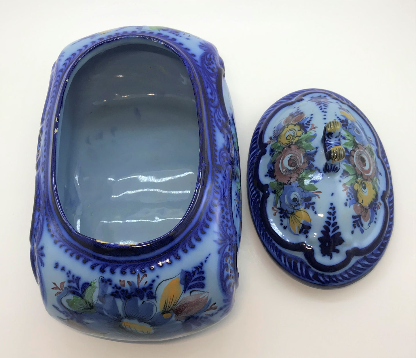 Portuguese Ceramic Soup Tureen with Lid, Hand-painted Alcobaça Pottery