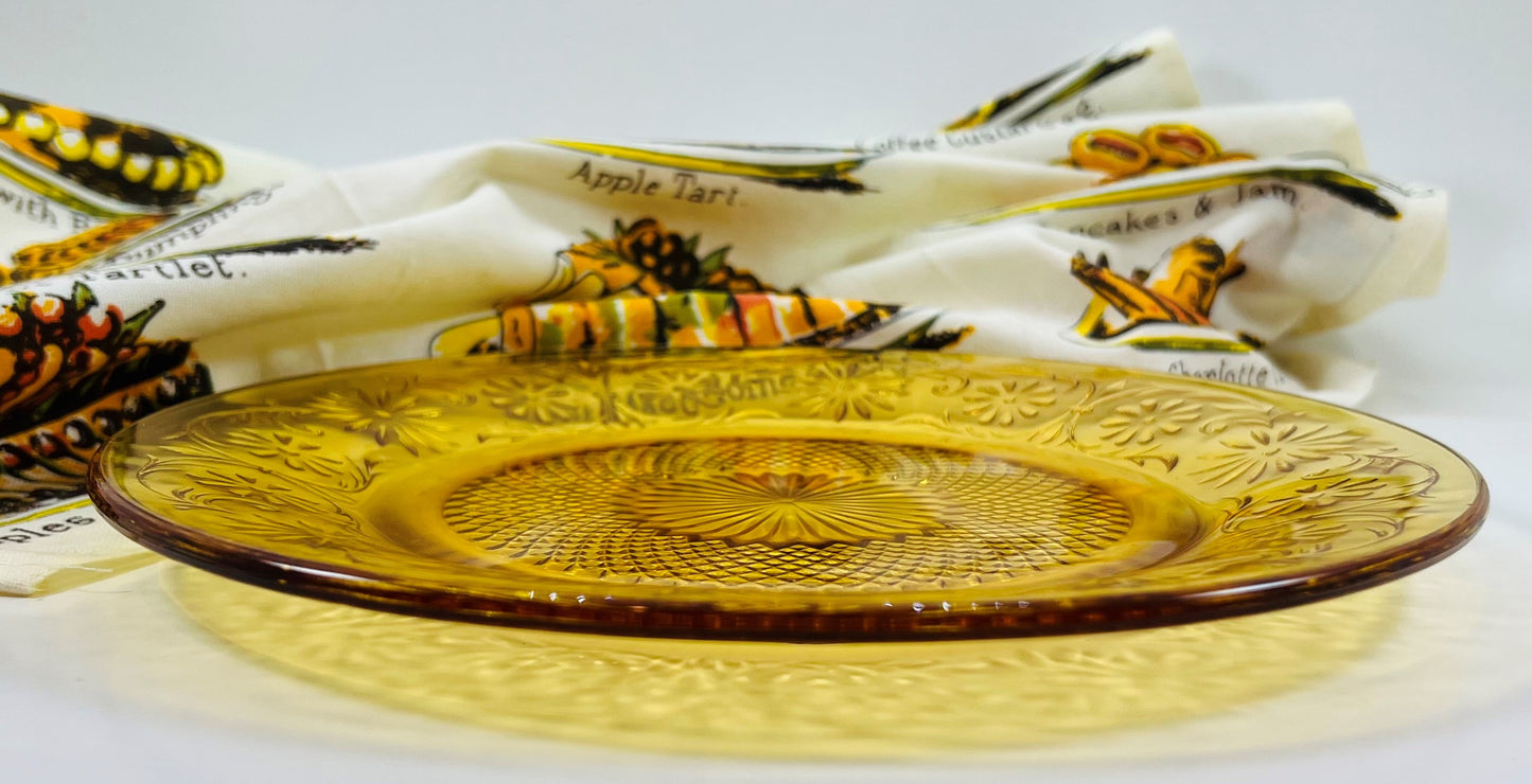 "Daisy" Pattern Depression Glass Dinner Plates, Set of 6, Indiana Glass Company, 1940