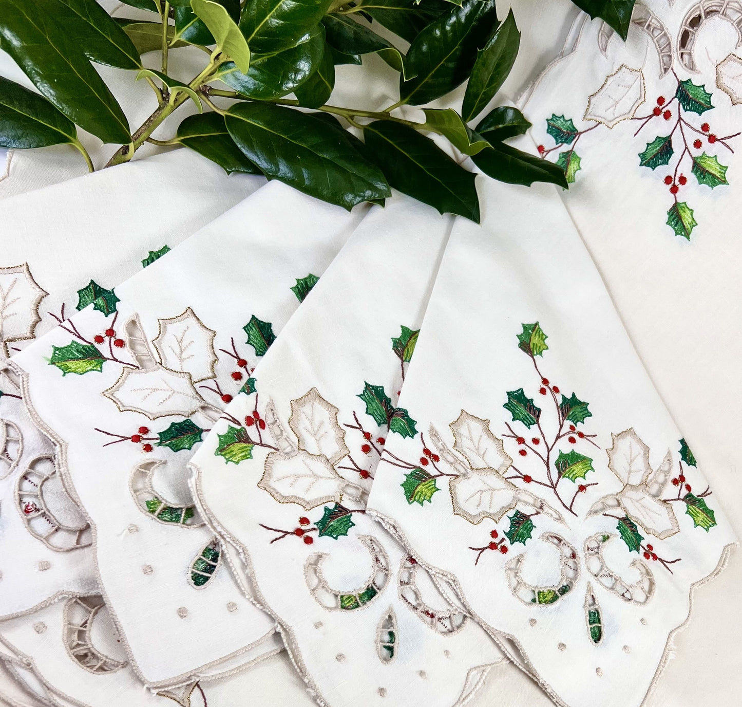 Lenox Holiday Holly Embroidered Napkins, Set of Four