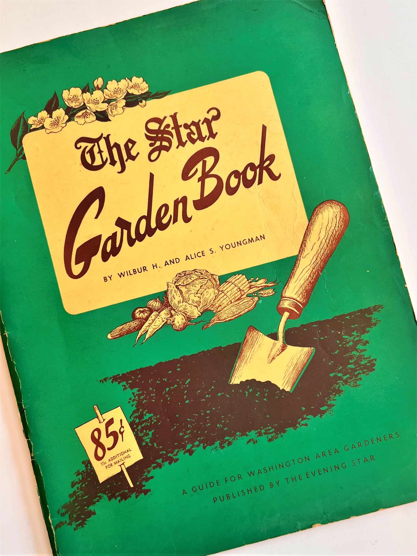 The Star Garden Book by Wilbur H. and Alice S. Youngman, 1951