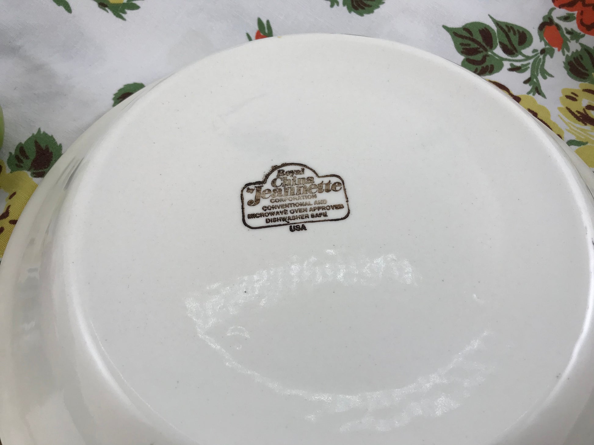 Vintage Royal China by Jeannette Apple Pie Recipe Plate Deep Dish