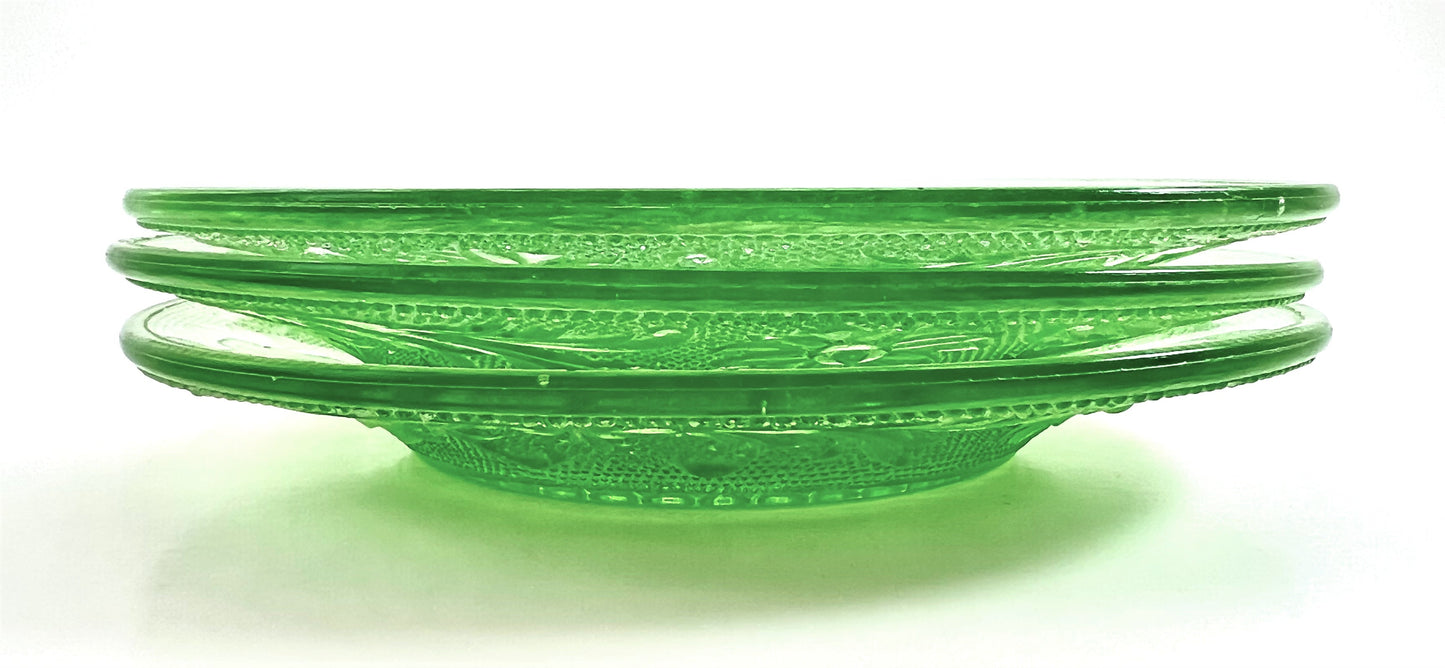 Green Depression Glass Set of Three Salad/Luncheon Plates, Sandwich Pattern, Indiana Glass, 1930s